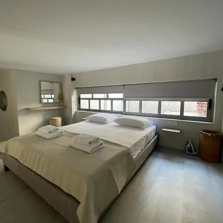 Enso - Minimal & Aesthetic 80sqm Apartment Athens